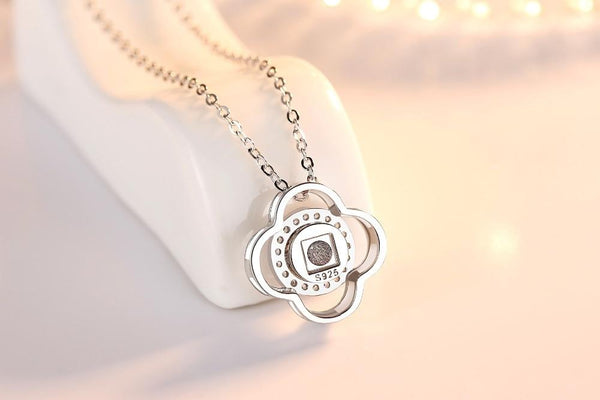 Pendant Necklace